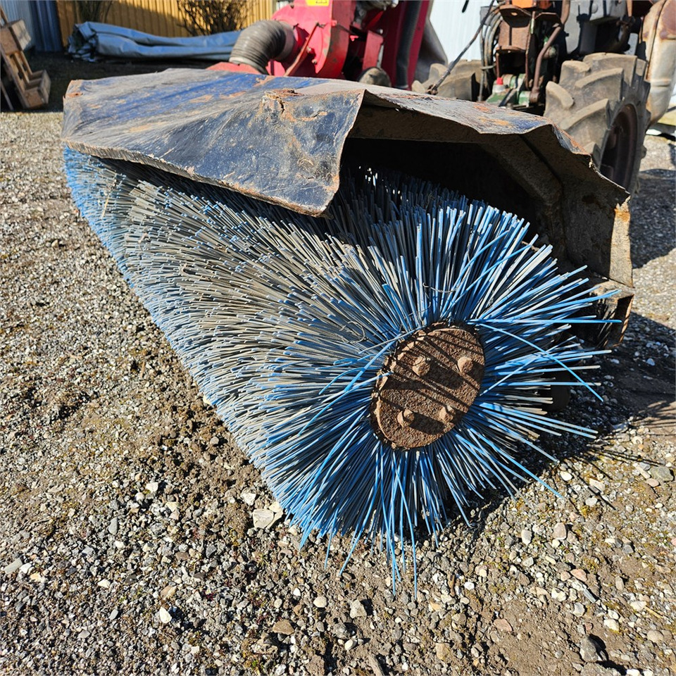 Goldoni L.128 *AB1* - Industrial sweeper: picture 5 Goldoni L.128 *AB1* - Industrial sweeper: picture 5