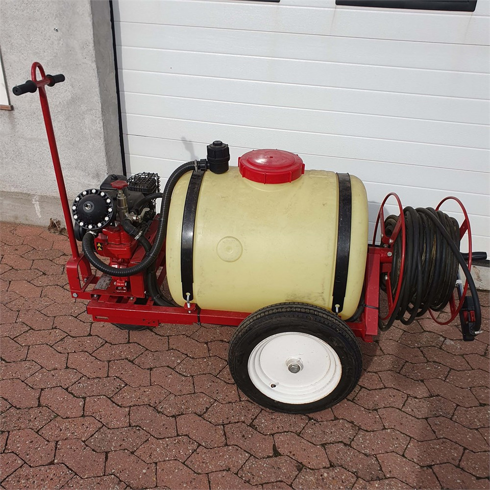 Hardi TR3-200 - Sprayer: picture 3 Hardi TR3-200 - Sprayer: picture 3