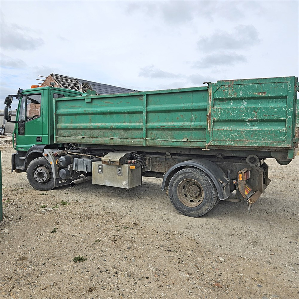 Iveco 160 E25 - Hook lift truck: picture 2 Iveco 160 E25 - Hook lift truck: picture 2