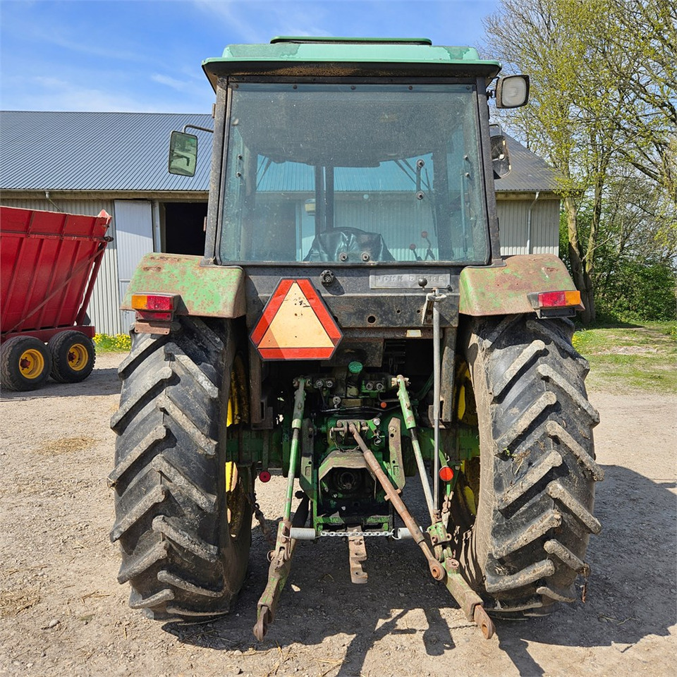 John Deere 3040 - Farm tractor: picture 4 John Deere 3040 - Farm tractor: picture 4