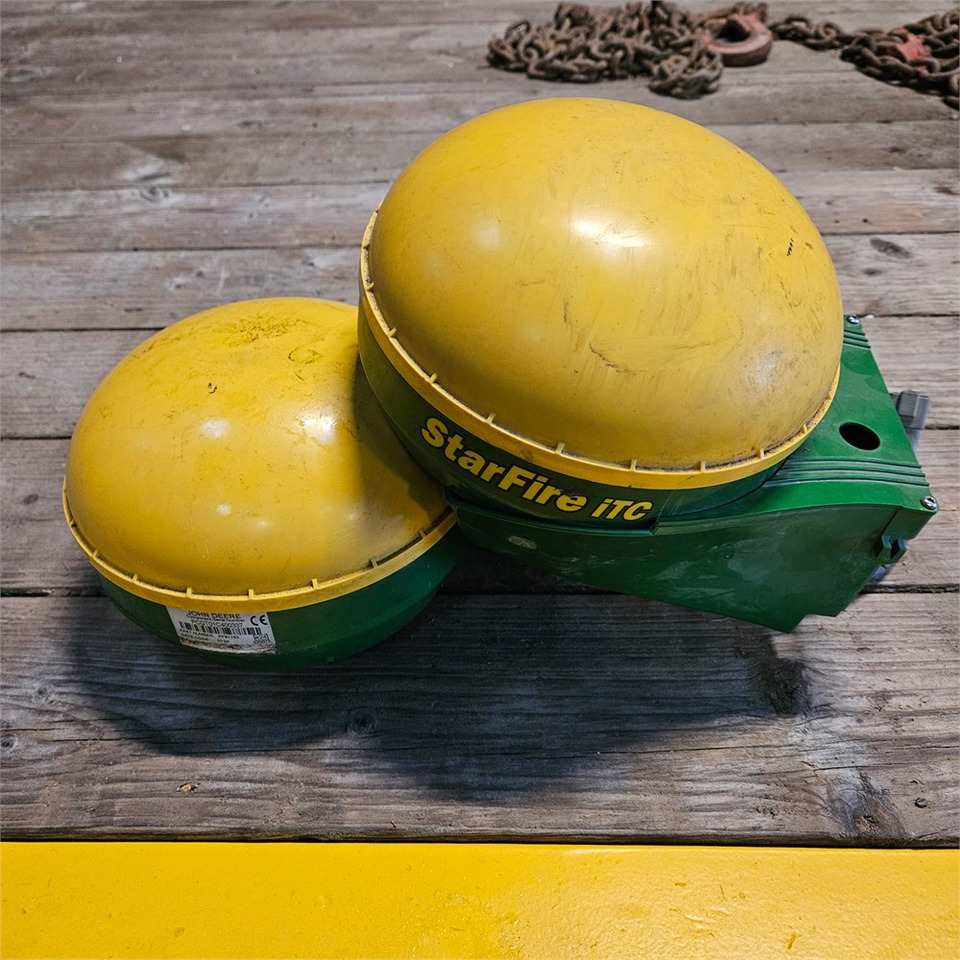 John Deere Starfire ITC - Farm tractor: picture 2 John Deere Starfire ITC - Farm tractor: picture 2