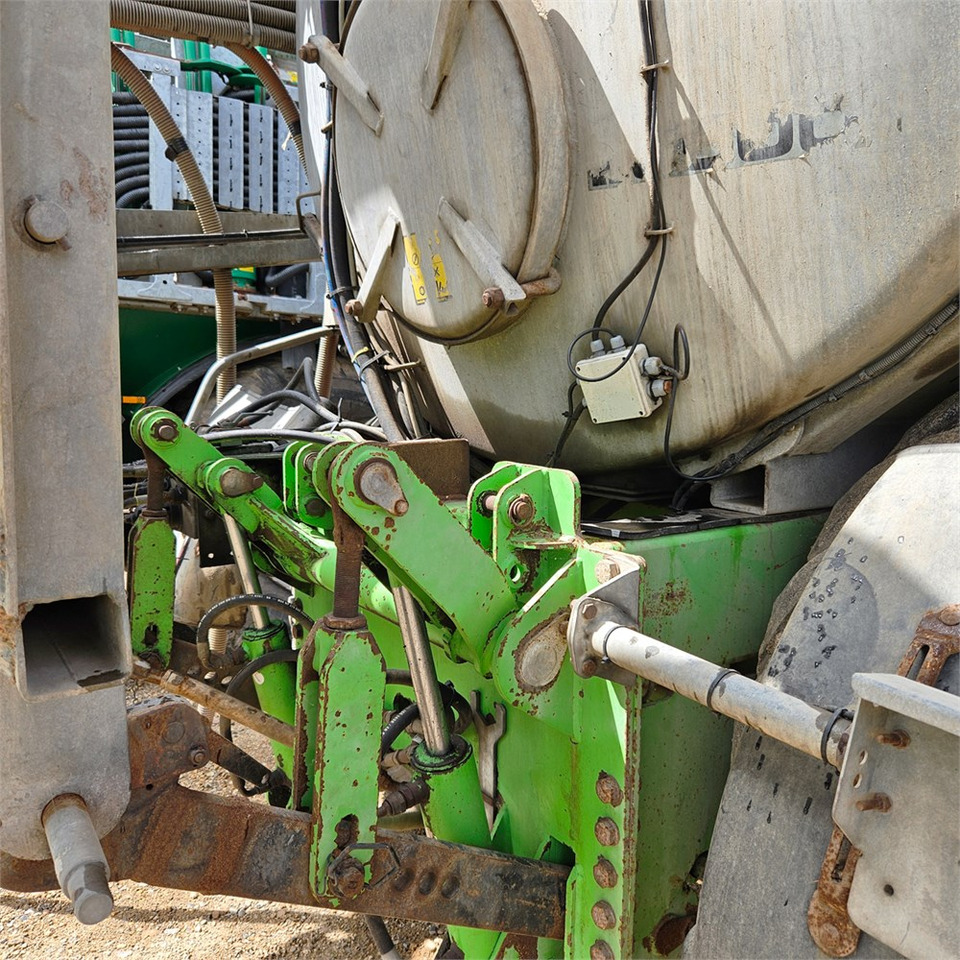 Fertilizing equipment Joskin 26000TRS: picture 9