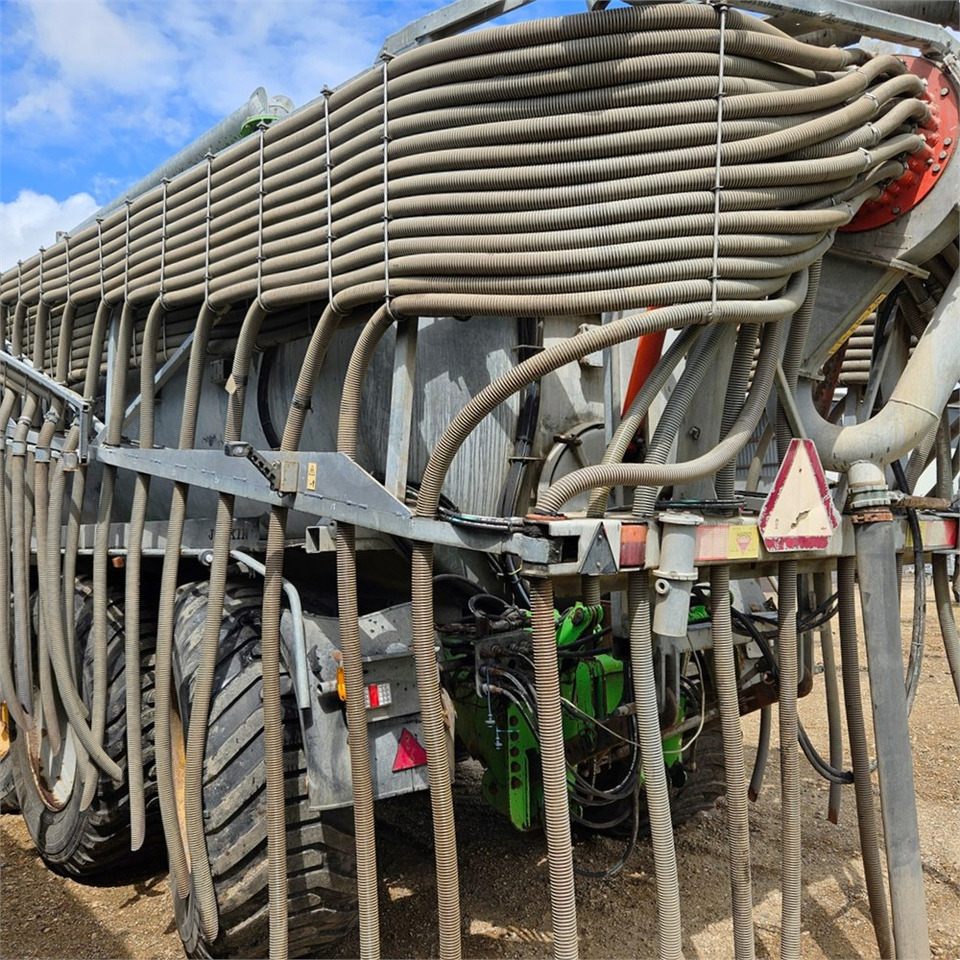 Fertilizing equipment Joskin 26000TRS: picture 6