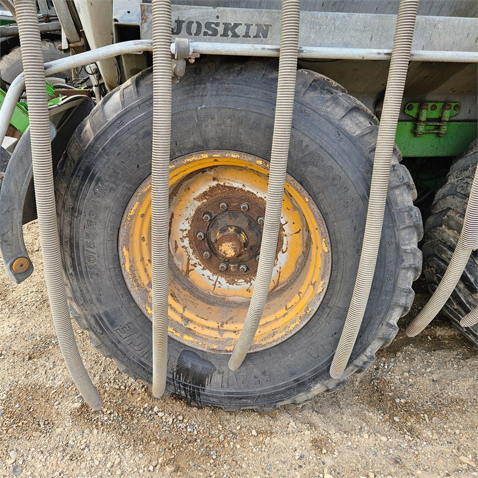 Fertilizing equipment Joskin 26000TRS: picture 29