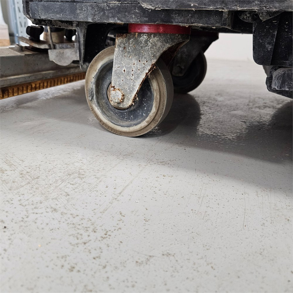 Scrubber dryer Kärcher R55: picture 21
