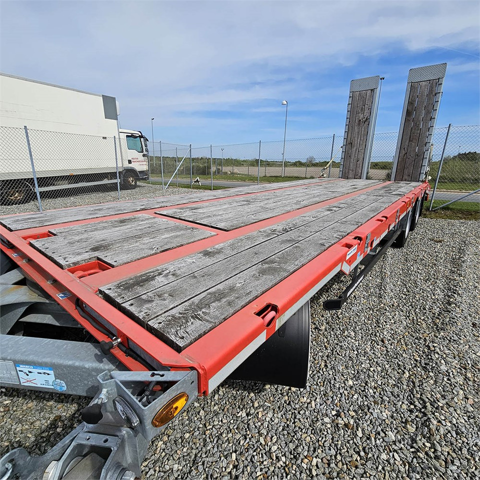 Kässbohrer TAN P 1+2 - Low loader trailer: picture 2 Kässbohrer TAN P 1+2 - Low loader trailer: picture 2