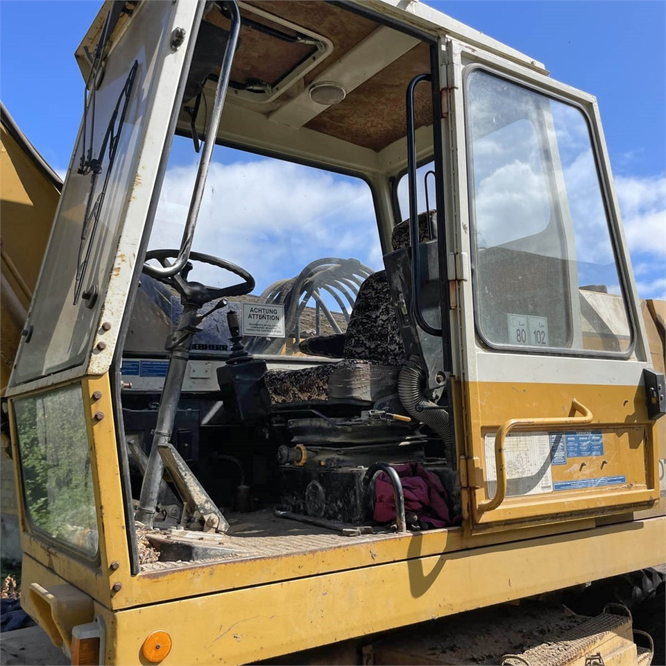 Wheel excavator Liebherr A 902: picture 8