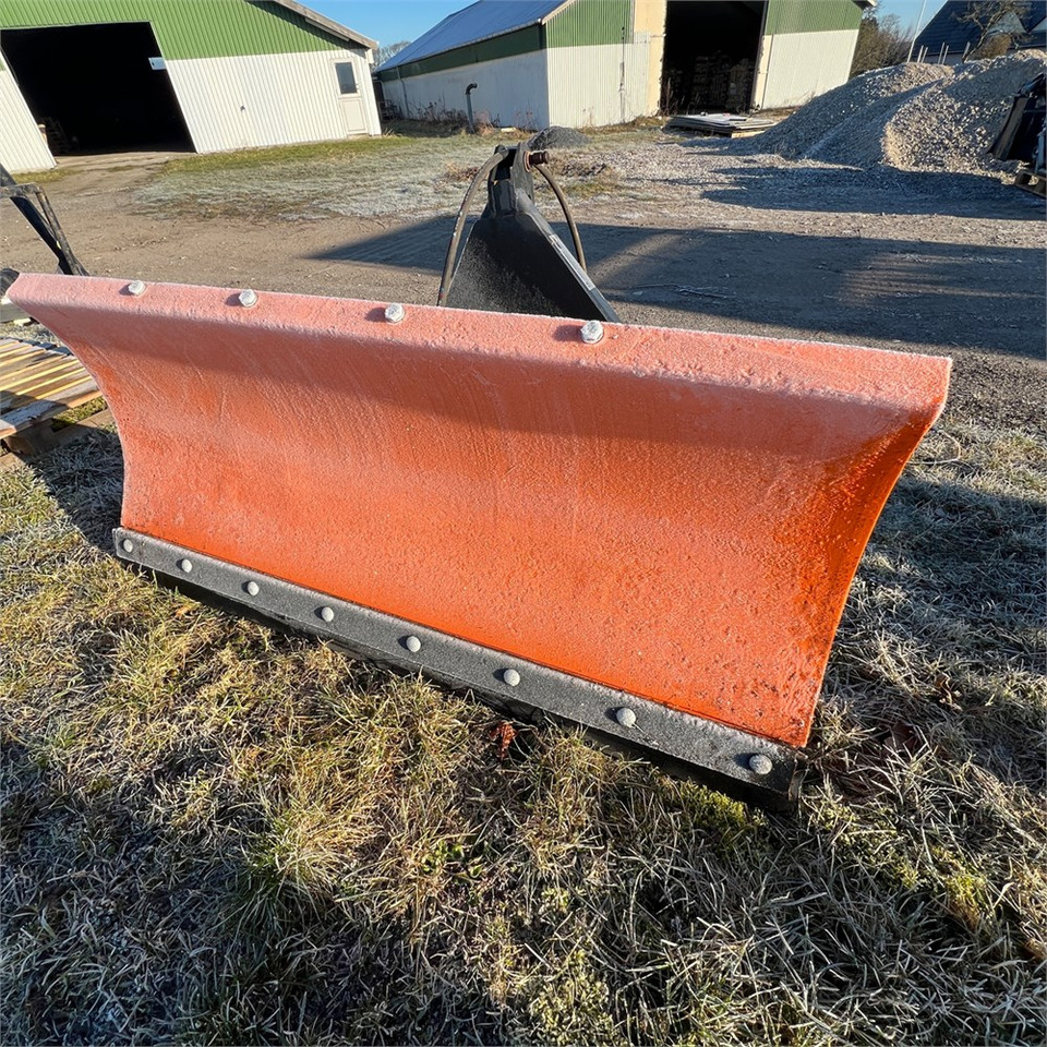 Limas SHL 150 - Farm tractor: picture 1 Limas SHL 150 - Farm tractor: picture 1