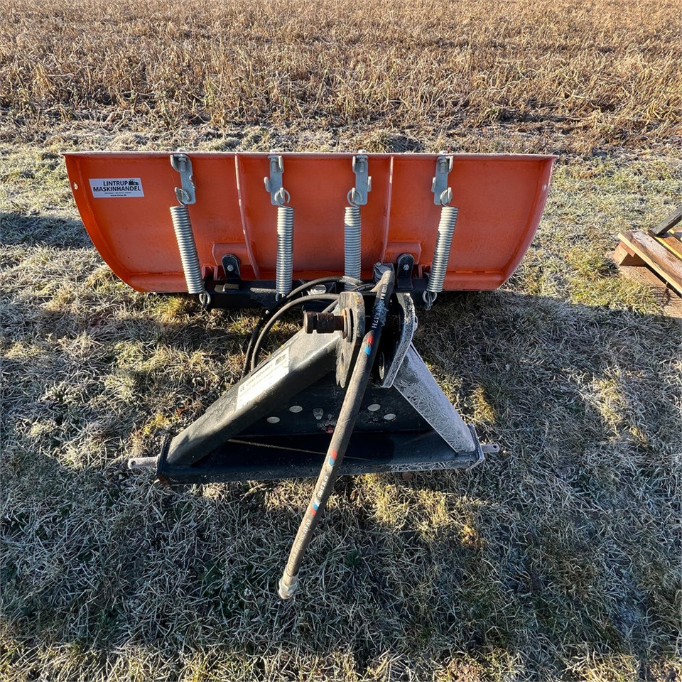 Limas SHL 150 - Farm tractor: picture 5 Limas SHL 150 - Farm tractor: picture 5