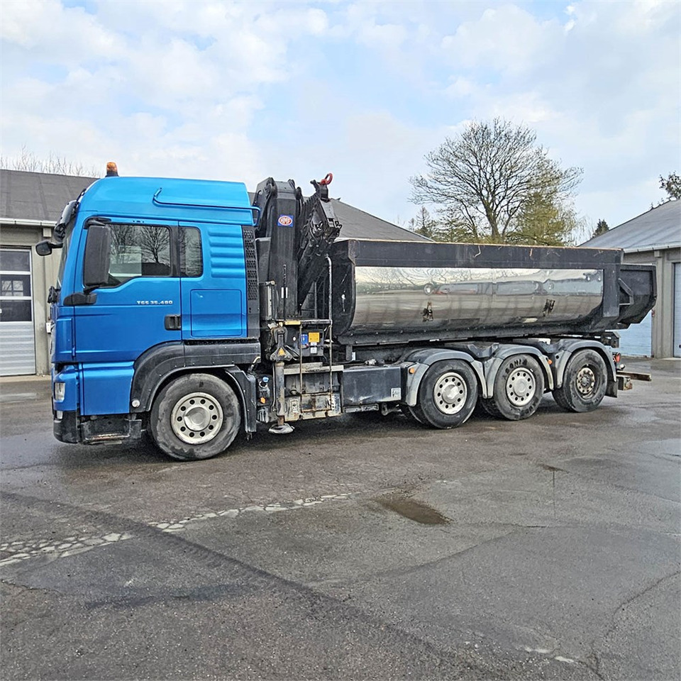 MAN TG 35 - Tipper, Crane truck: picture 1 MAN TG 35 - Tipper, Crane truck: picture 1