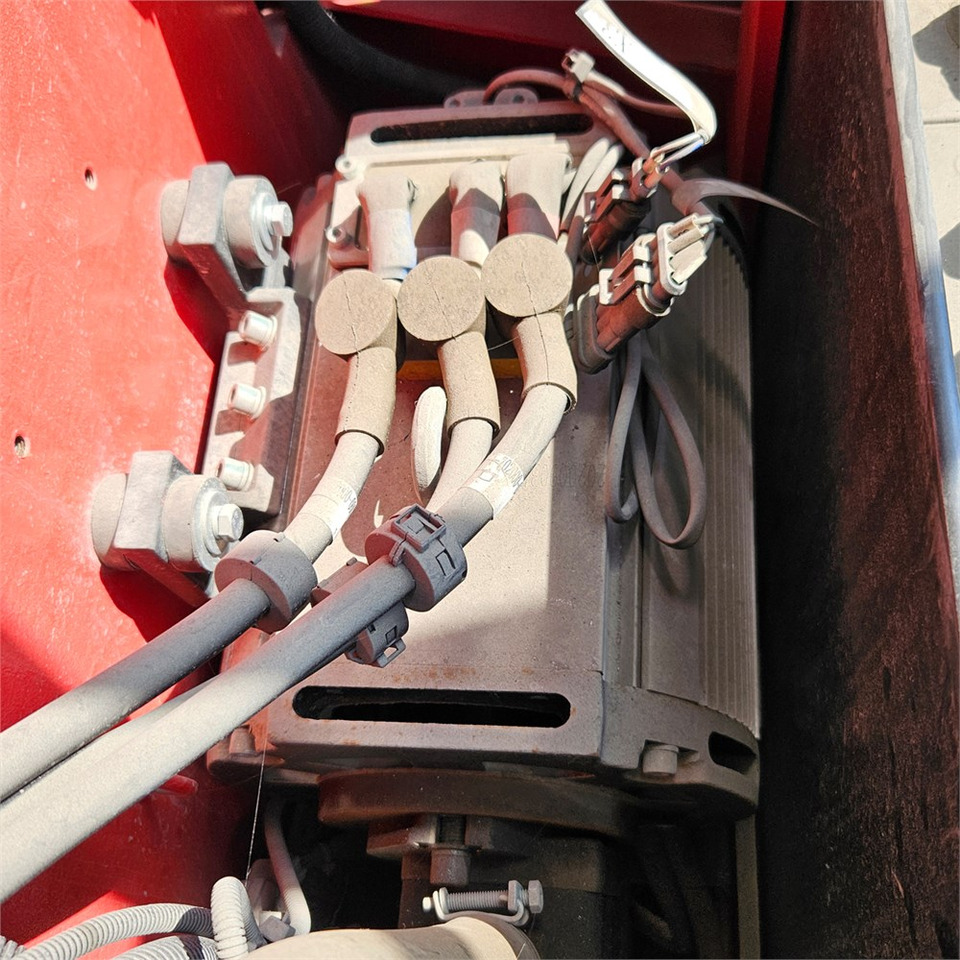 Forklift Manitou ME 425C: picture 35