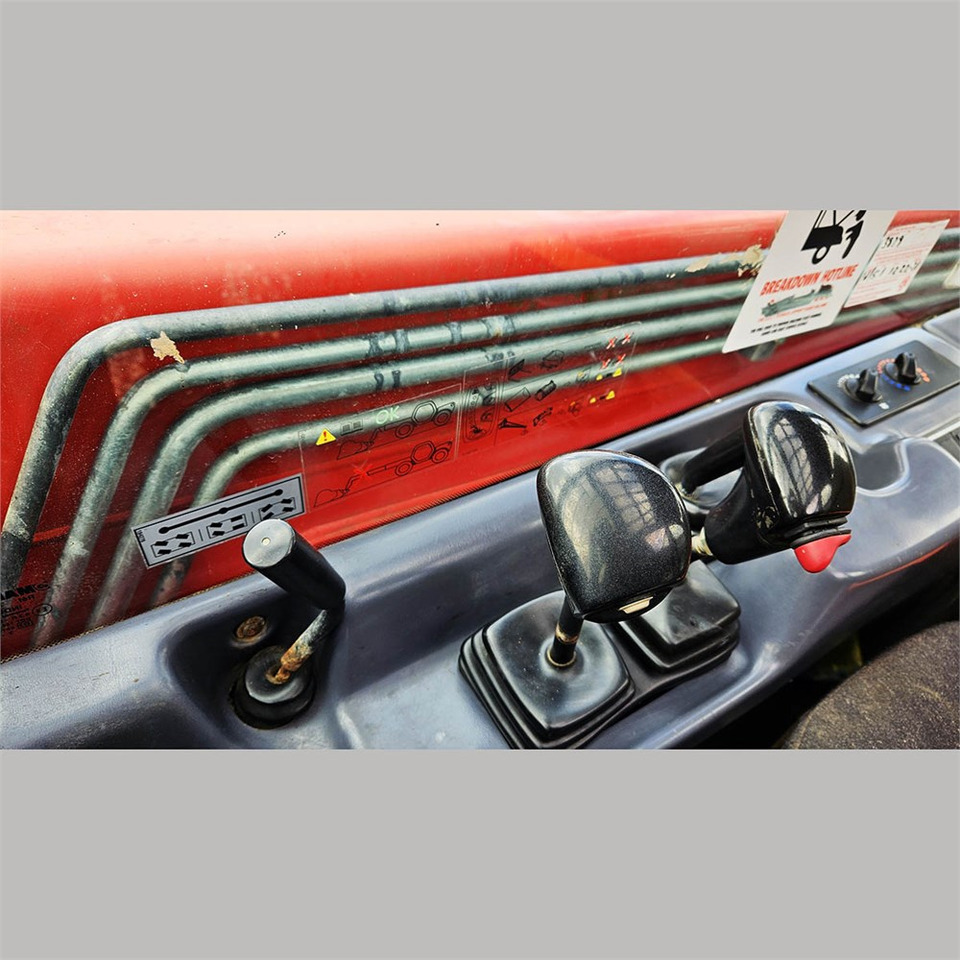 Telescopic handler Manitou MT 732: picture 12