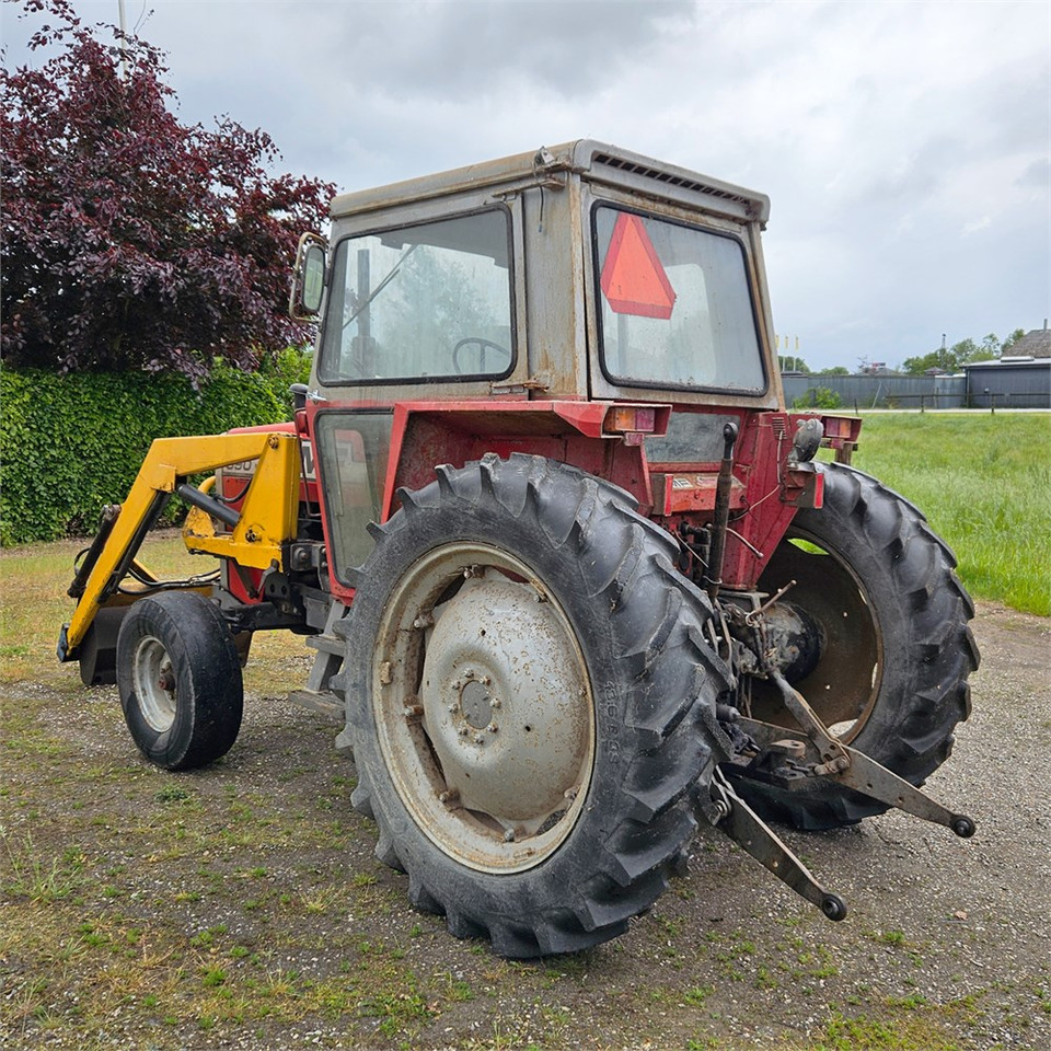 Massey Ferguson 590 - Farm tractor: picture 4 Massey Ferguson 590 - Farm tractor: picture 4