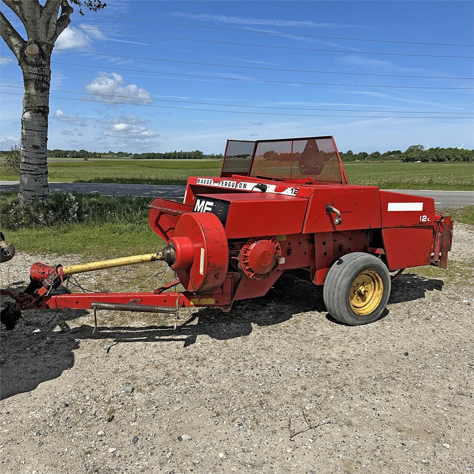 Massey Ferguson MF128 - Hay and forage equipment: picture 3 Massey Ferguson MF128 - Hay and forage equipment: picture 3