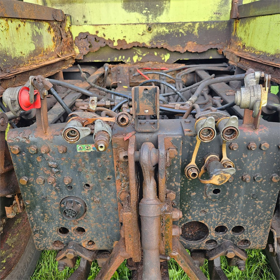 Farm tractor Mercedes Trac 900 Turbo: picture 37