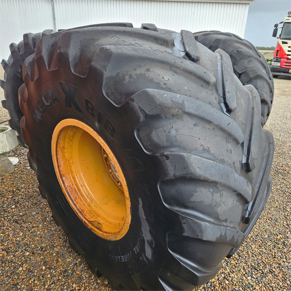 Wheel and tire package for Loader Michelin Mega X BIB: picture 7