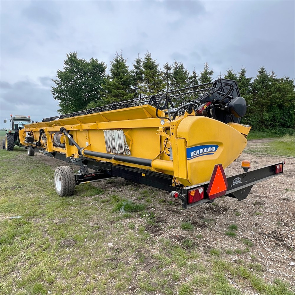 Harvester New Holland 41V: picture 8