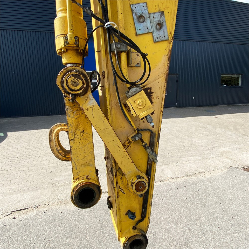 Crawler excavator New Holland E 265 B: picture 22