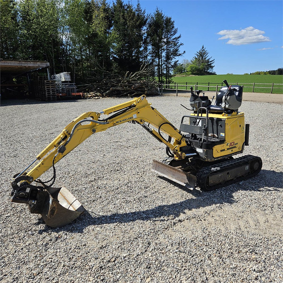New Holland E10 SR - Mini excavator: picture 4 New Holland E10 SR - Mini excavator: picture 4