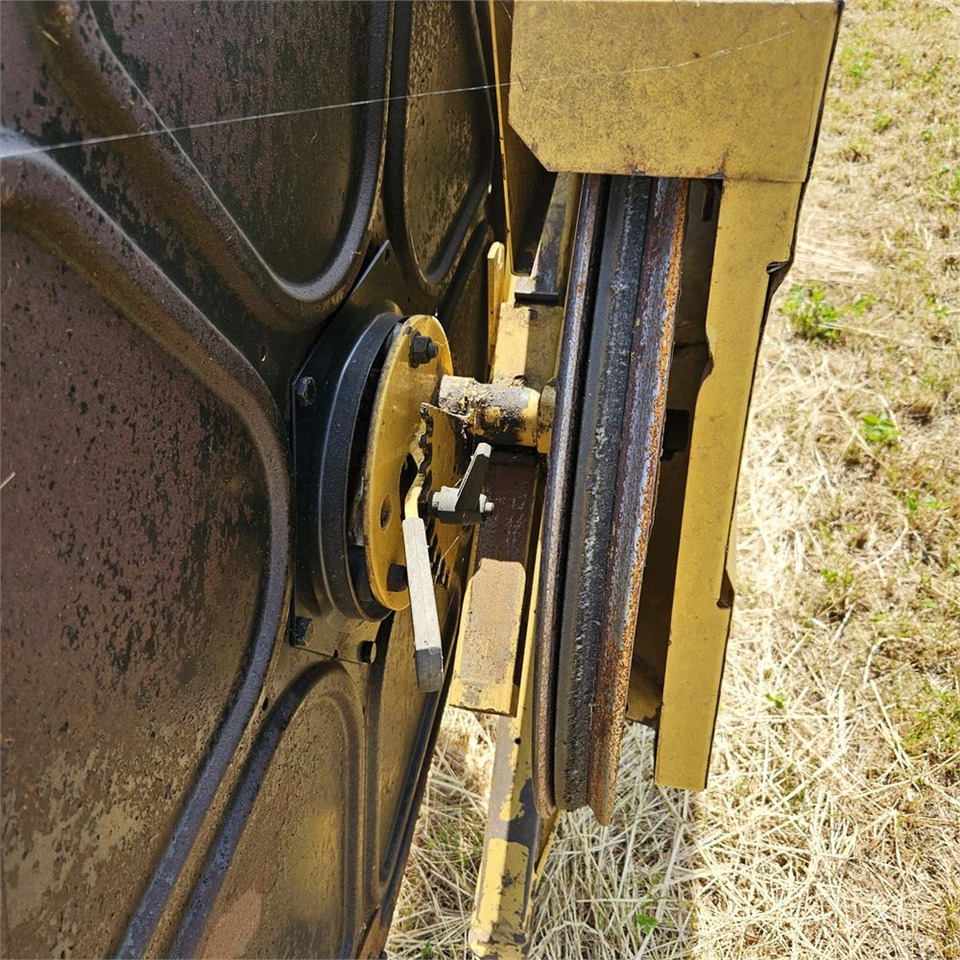 Harvester New Holland TX68: picture 49 Harvester New Holland TX68: picture 49