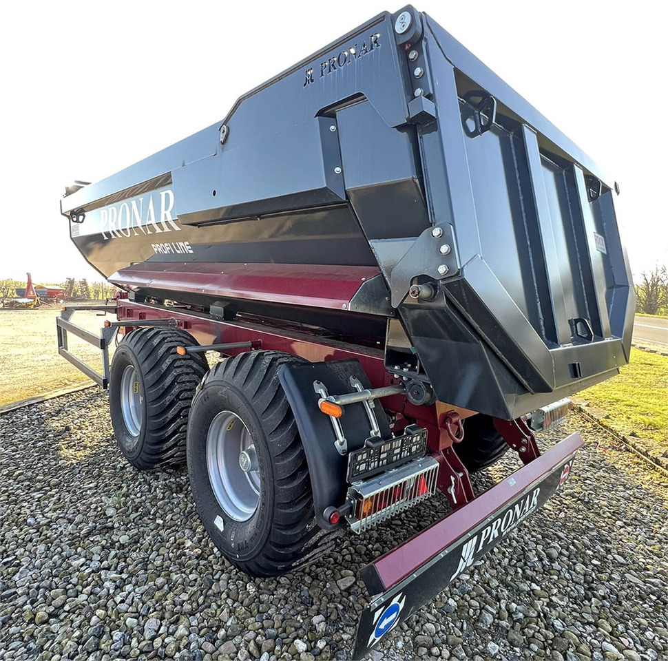 Pronar T701HP - Tipper trailer: picture 4 Pronar T701HP - Tipper trailer: picture 4