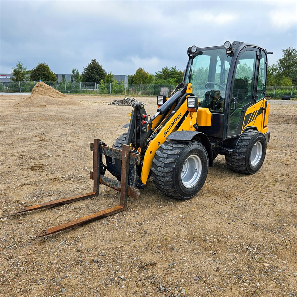 Schaeff 2445 - Wheel loader: picture 2 Schaeff 2445 - Wheel loader: picture 2