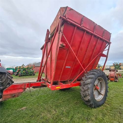 Farm tipping trailer/ Dumper Taarup Tip: picture 9 Farm tipping trailer/ Dumper Taarup Tip: picture 9
