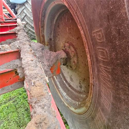 Farm tipping trailer/ Dumper Taarup Tip: picture 20 Farm tipping trailer/ Dumper Taarup Tip: picture 20