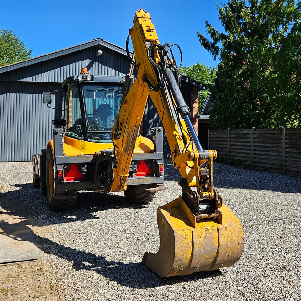 Backhoe loader Terex 860 Elite: picture 6