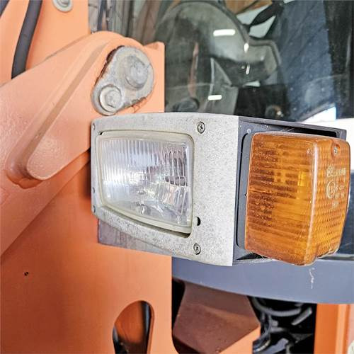 Wheel loader Terex TL100: picture 25