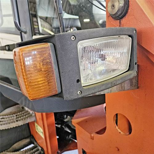 Wheel loader Terex TL100: picture 24