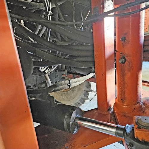 Wheel loader Terex TL100: picture 32