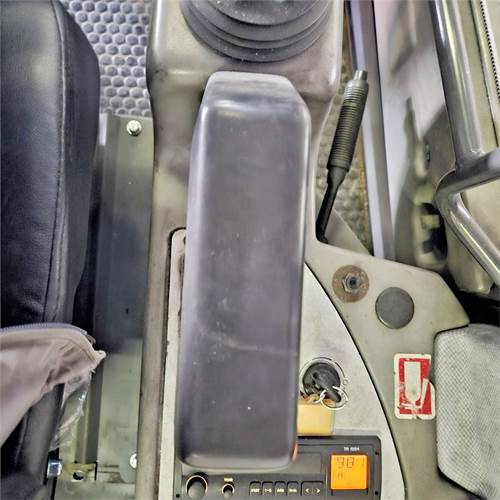 Wheel loader Terex TL100: picture 13
