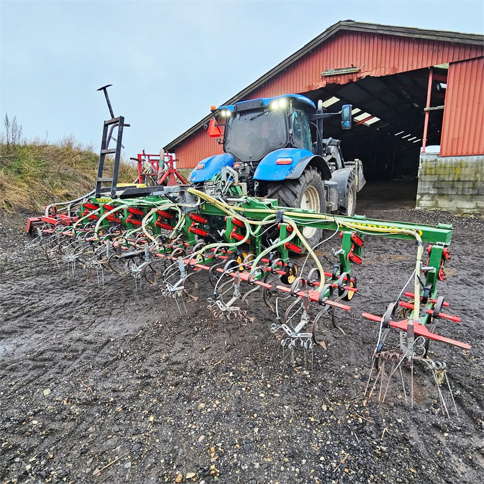 Thyregod Tim - 8 rows - Sowing equipment: picture 1 Thyregod Tim - 8 rows - Sowing equipment: picture 1