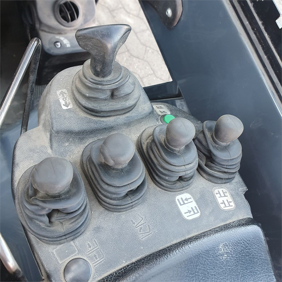 Forklift Toyota Traigo 20: picture 25