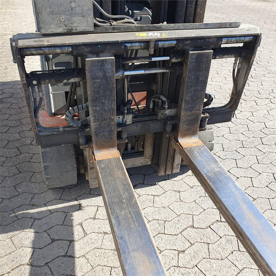 Forklift Toyota Traigo 20: picture 12