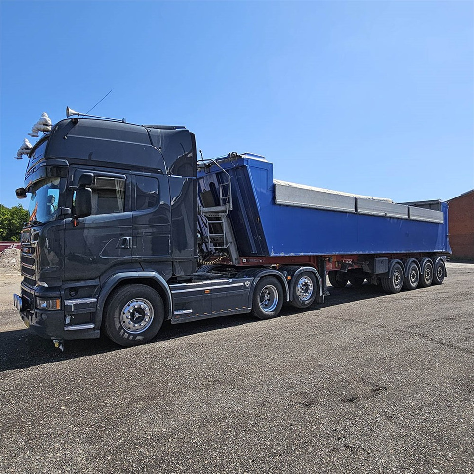 Scania V8 PGR 730 - Tractor unit: picture 1 Scania V8 PGR 730 - Tractor unit: picture 1