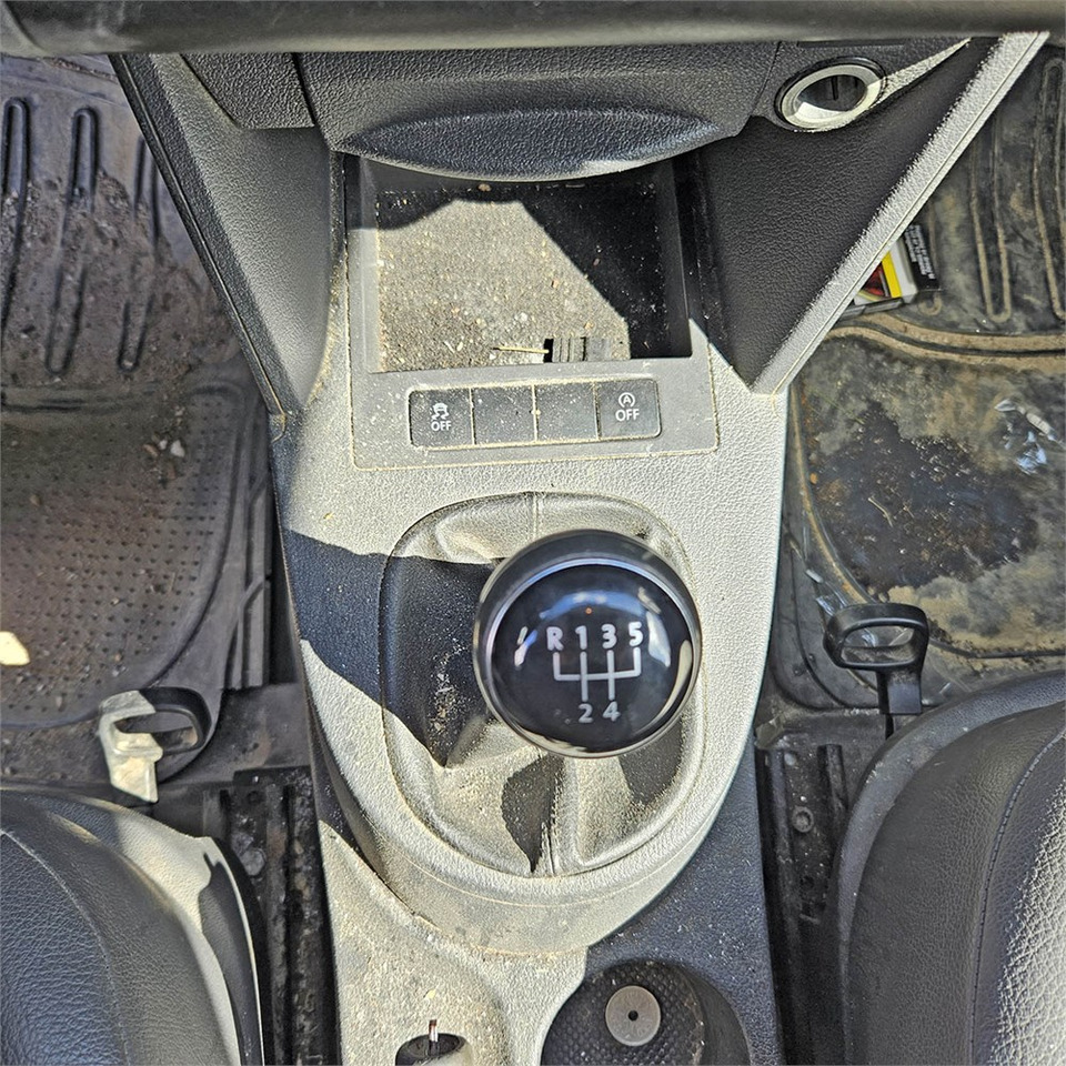 Small van VW Caddy 1,6 TDI BMT 102 HK: picture 21