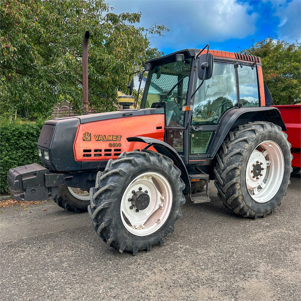 Valmet 6400 - Farm tractor: picture 3 Valmet 6400 - Farm tractor: picture 3