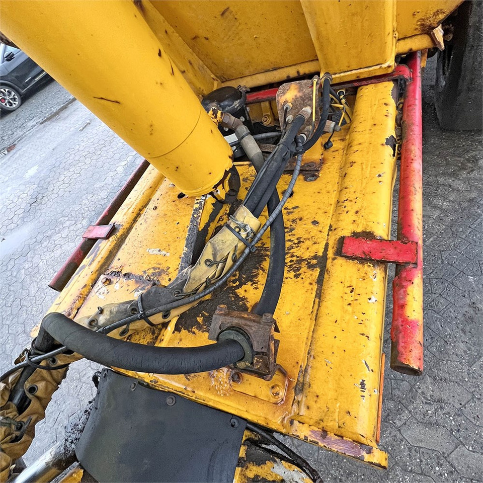 Articulated dumper Volvo A20: picture 26