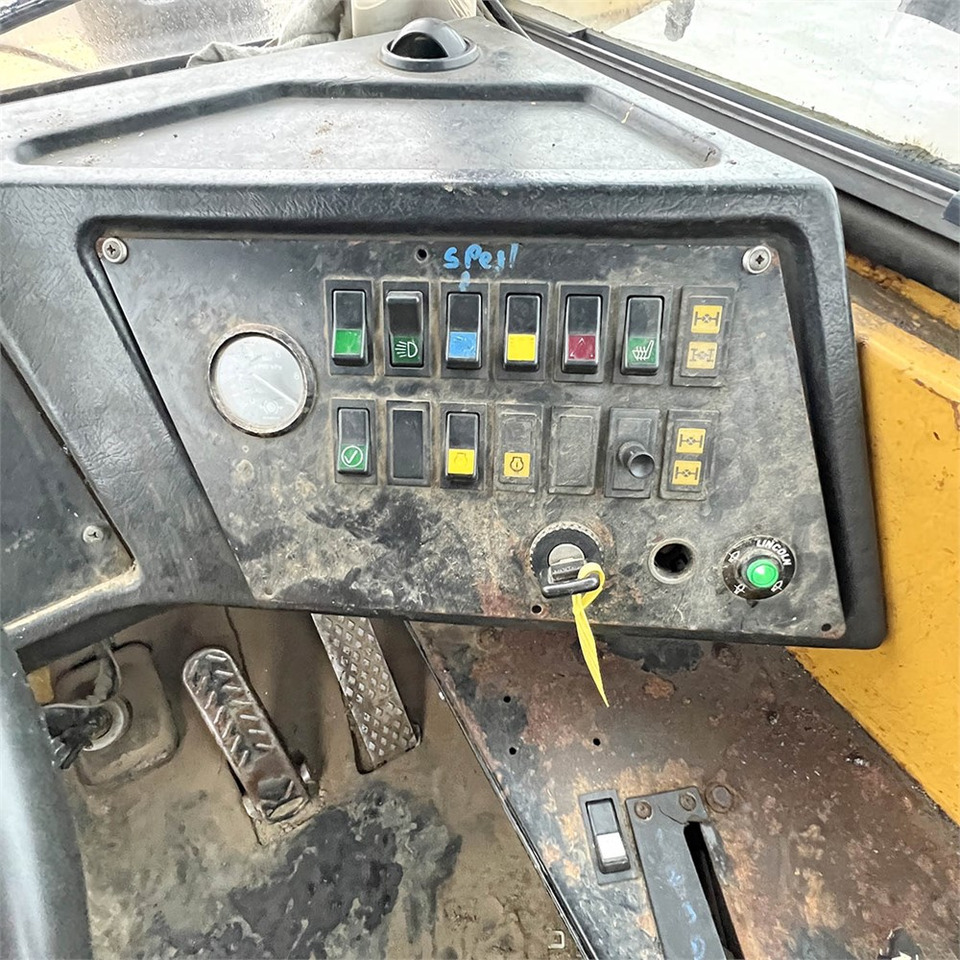 Articulated dumper Volvo A20: picture 21