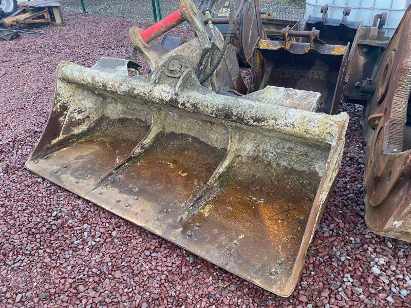 ARDEN EQUIPEMENT ORIENTABLE 2M20 - Excavator bucket: picture 2 ARDEN EQUIPEMENT ORIENTABLE 2M20 - Excavator bucket: picture 2