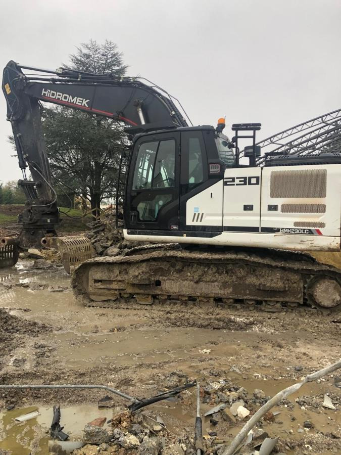 Hidromek HMK 230LC-4 - Crawler excavator: picture 1 Hidromek HMK 230LC-4 - Crawler excavator: picture 1