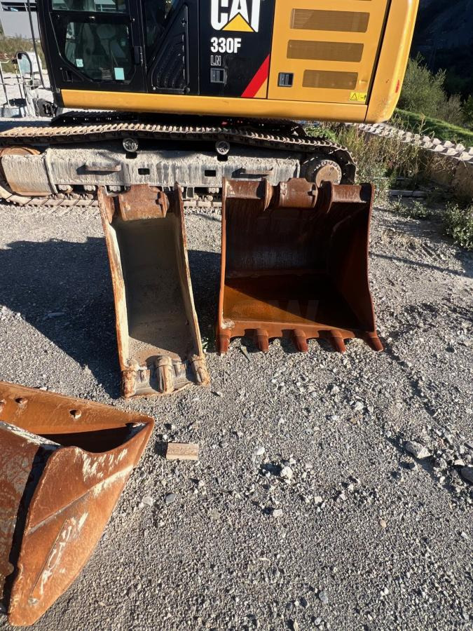 KATO HD 514MR-7 - Crawler excavator: picture 5 KATO HD 514MR-7 - Crawler excavator: picture 5