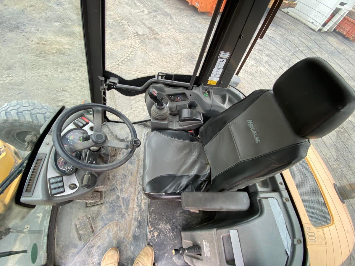 Wheel loader Mecalac AS 900: picture 13