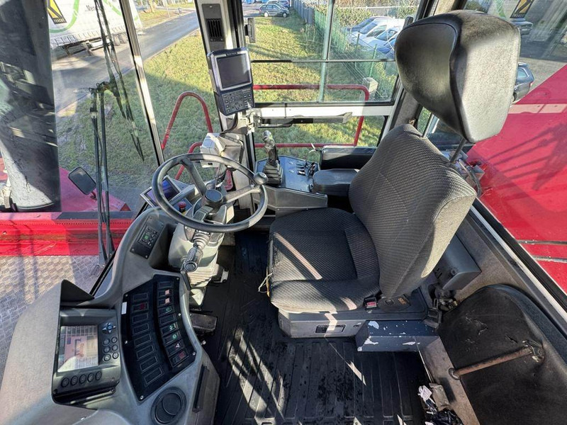 CVS Ferrari F481 - Reach stacker: picture 5 CVS Ferrari F481 - Reach stacker: picture 5