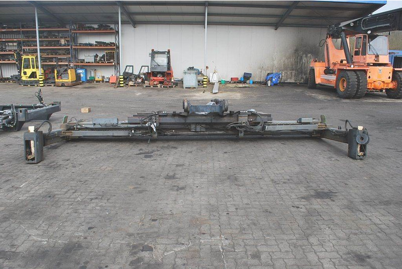 Kalmar 20-40 feet Sidespreader - Material handling equipment: picture 3 Kalmar 20-40 feet Sidespreader - Material handling equipment: picture 3