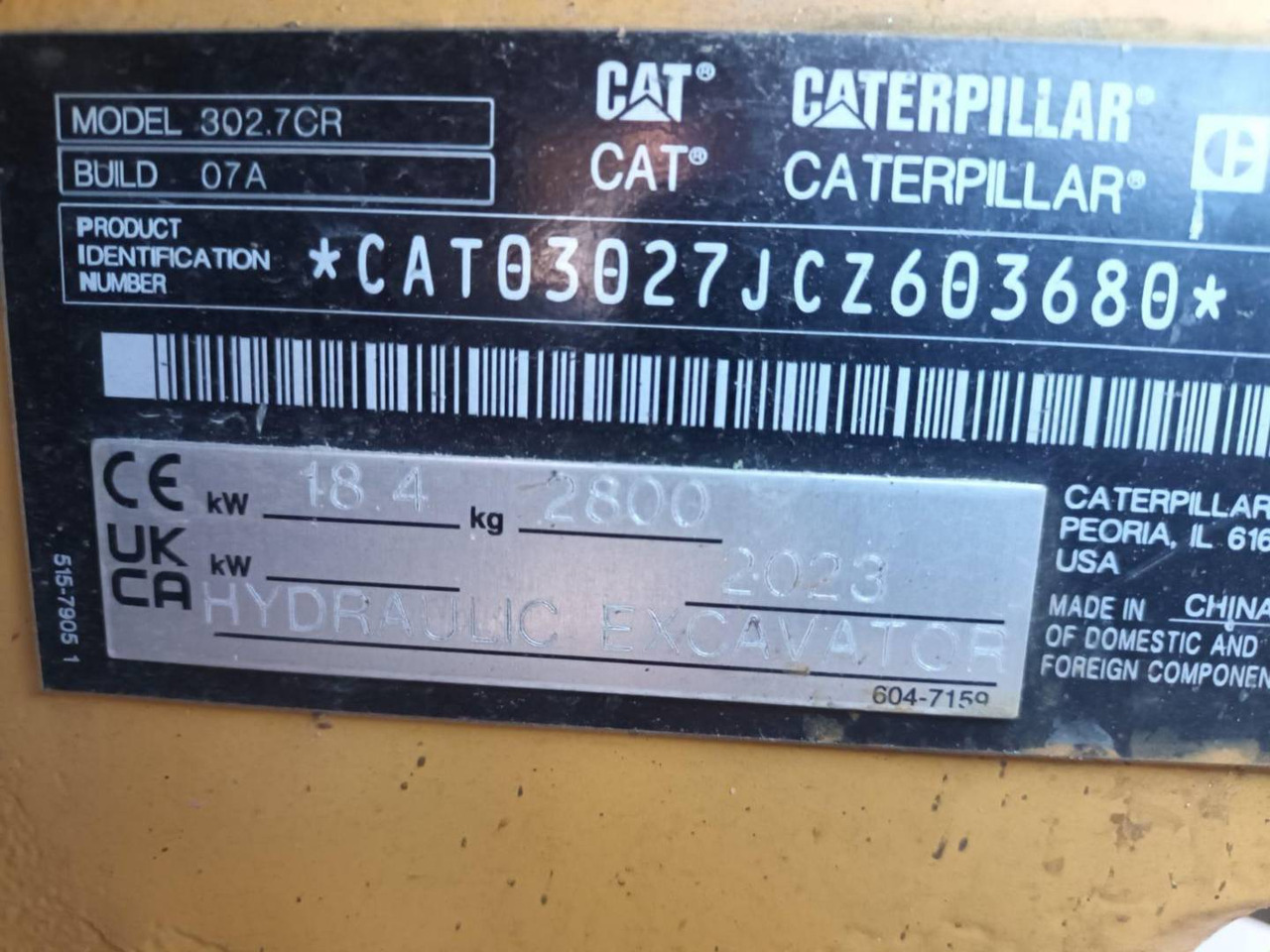 Crawler excavator CAT 302.7: picture 9