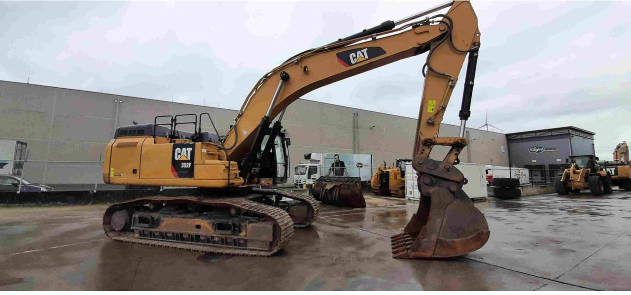 Crawler excavator CAT 352F: picture 9 Crawler excavator CAT 352F: picture 9