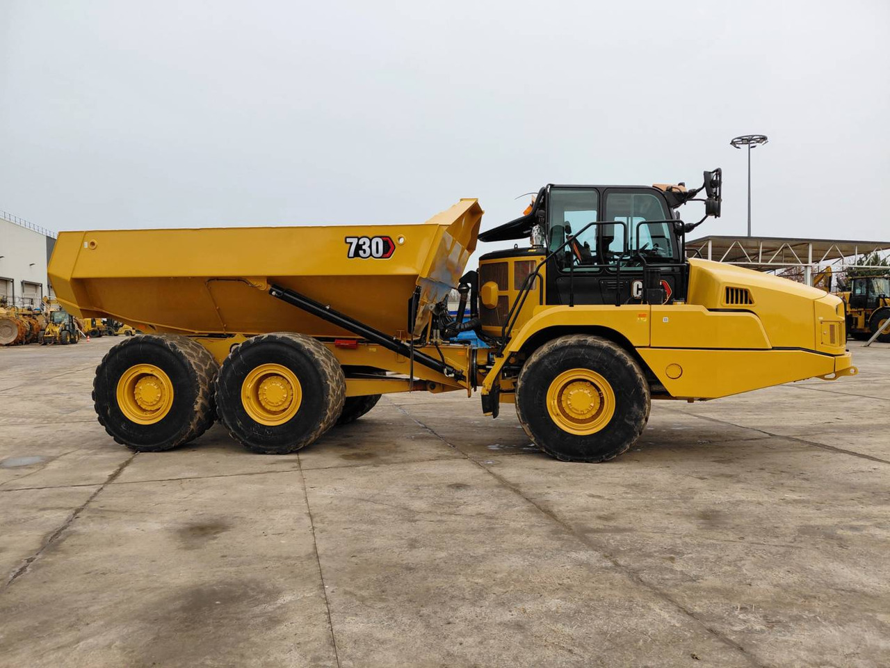 CAT 730 - Articulated dumper: picture 5 CAT 730 - Articulated dumper: picture 5
